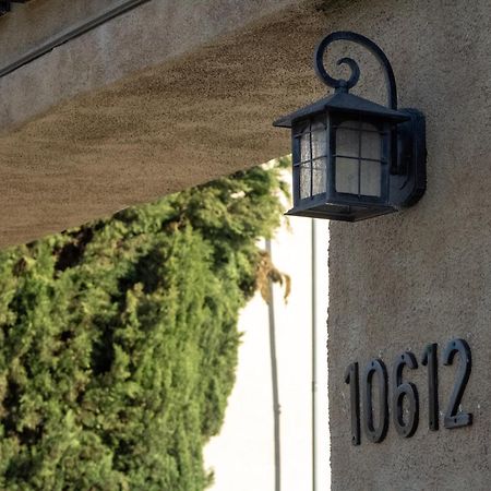 Nite Inn At Universal City - Walking Distance To Universal Studios Hollywood Лос-Анджелес Экстерьер фото