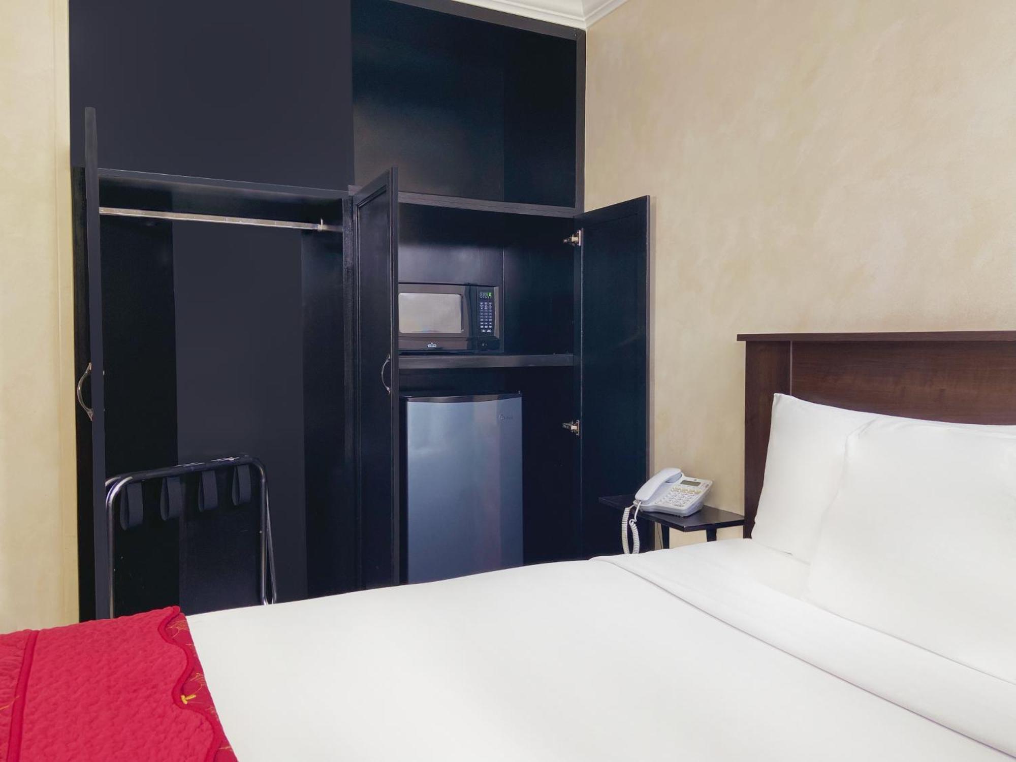 Nite Inn At Universal City - Walking Distance To Universal Studios Hollywood Лос-Анджелес Экстерьер фото