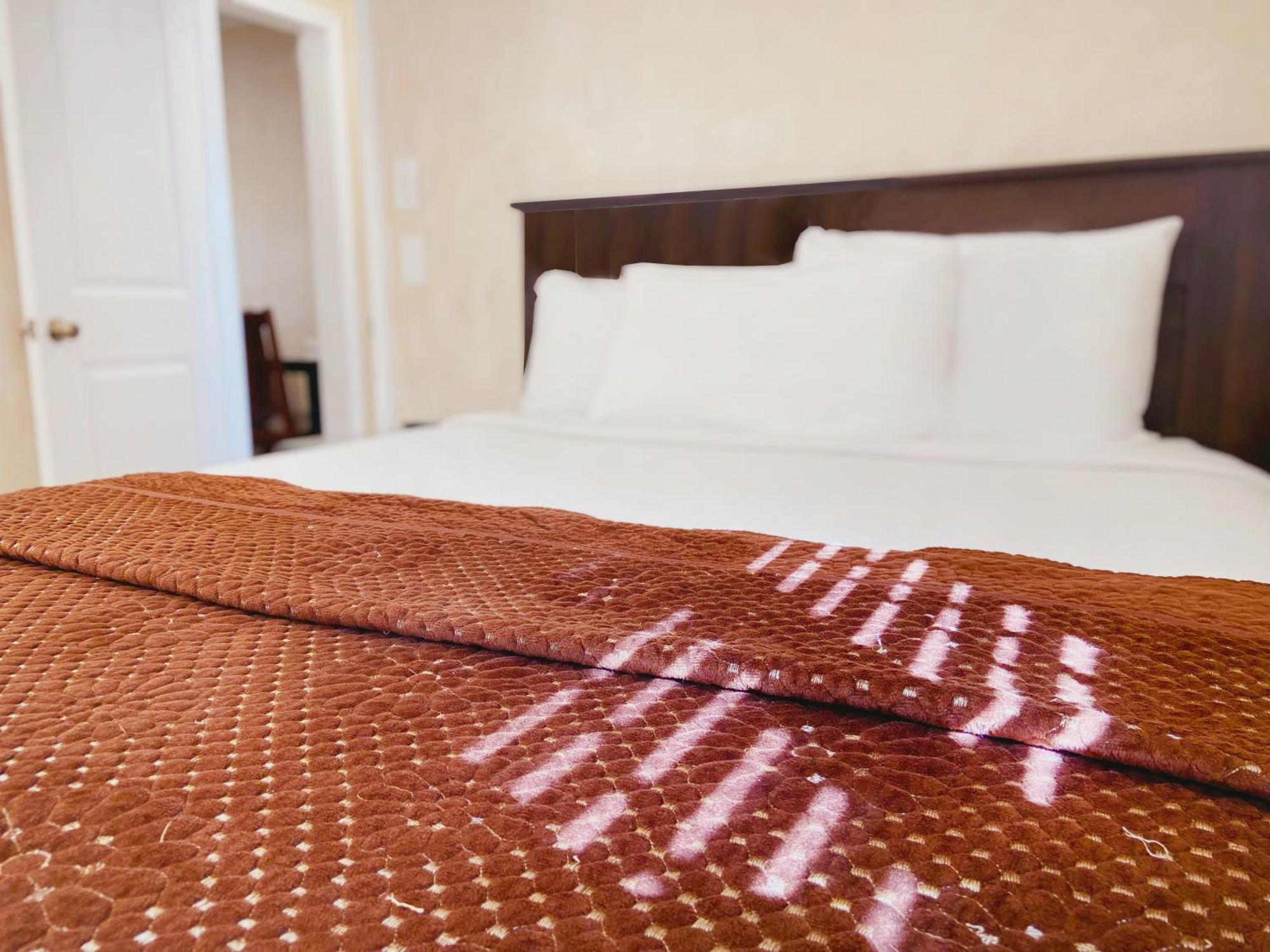 Nite Inn At Universal City - Walking Distance To Universal Studios Hollywood Лос-Анджелес Экстерьер фото